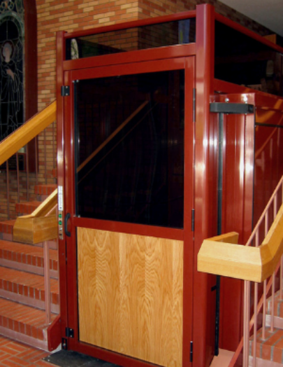 Vertical platform lift